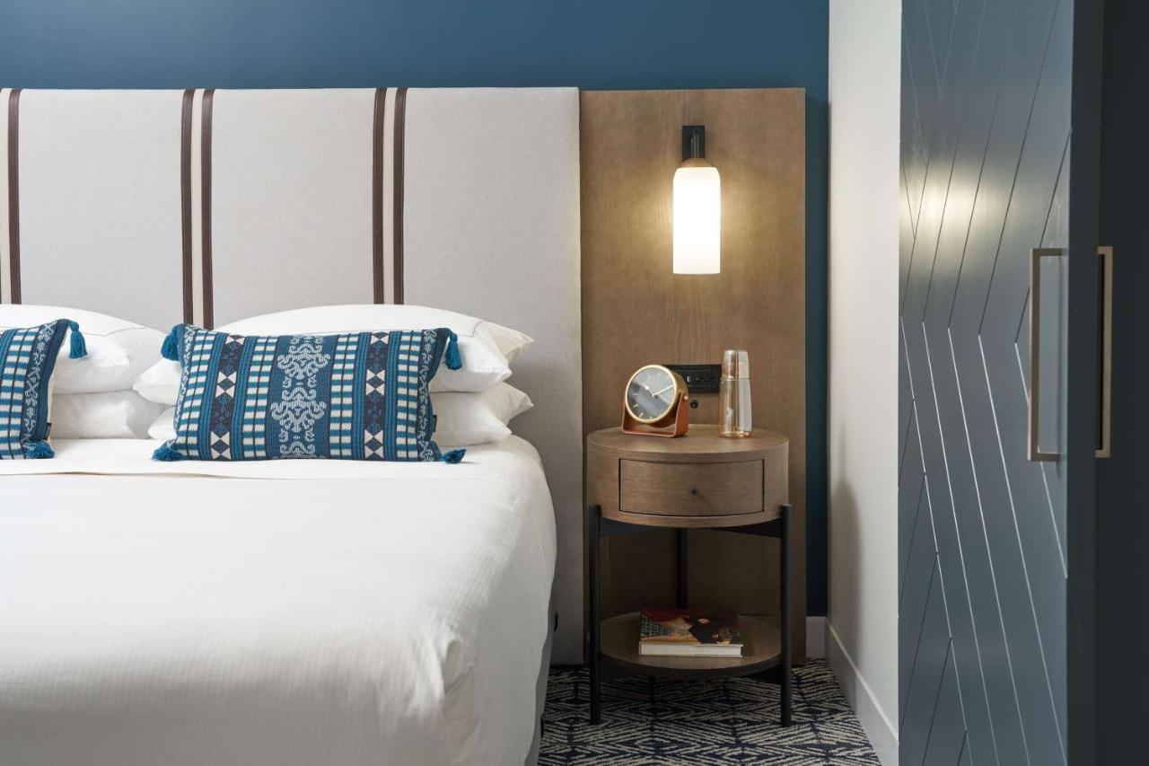 The Chifley Houston, Tapestry Collection By Hilton Hotel Exterior foto