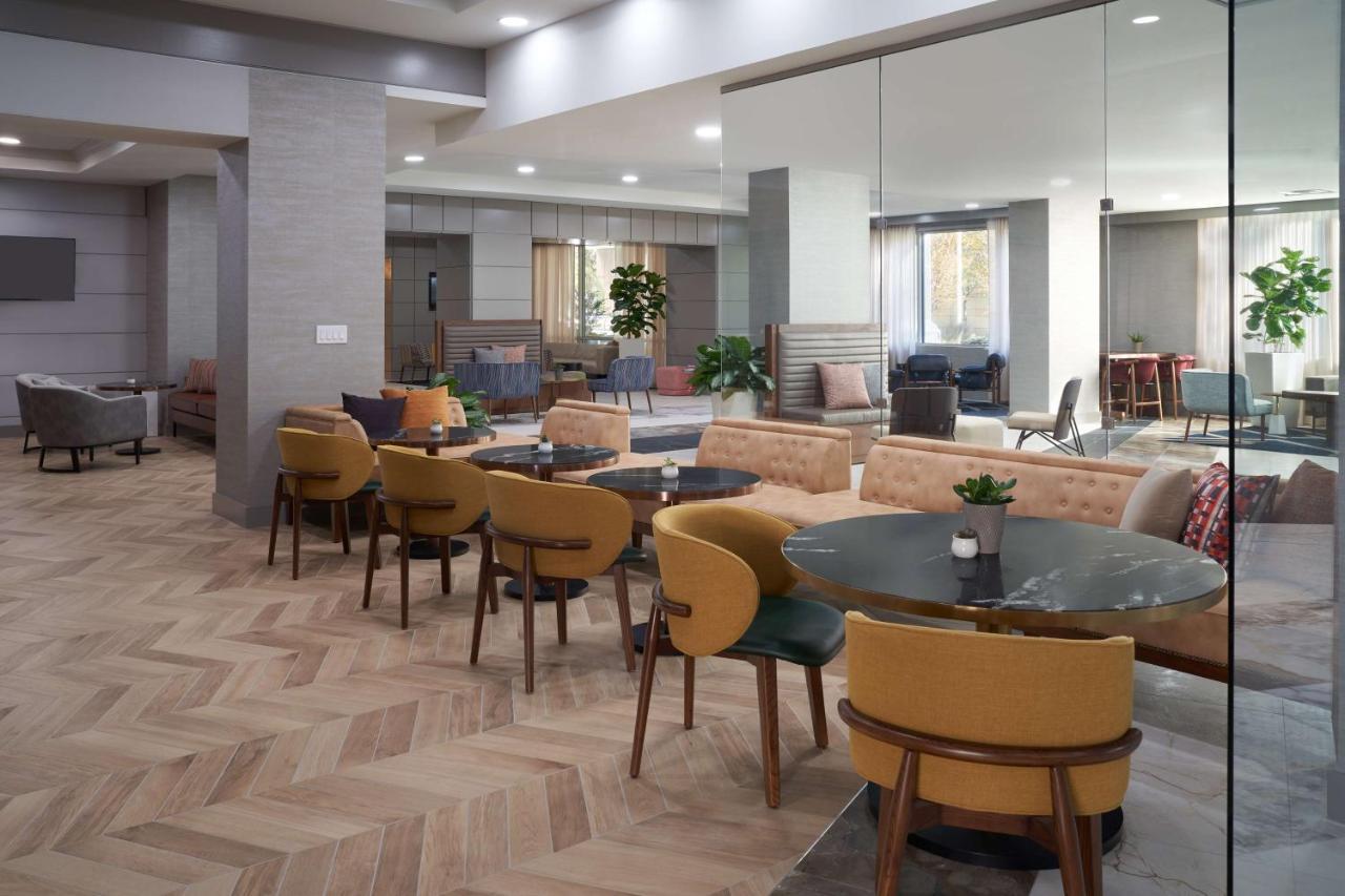 The Chifley Houston, Tapestry Collection By Hilton Hotel Exterior foto
